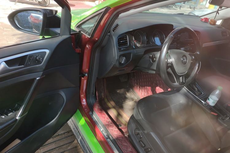 Used Volkswagen Golf 2019 280TSI DSG Comfort Version China VI Standard Driver Seat