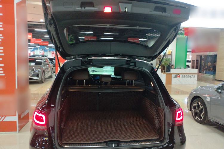 Used Mercedes-Benz GLC 2022 Facelifted GLC 300 L 4MATIC Luxury Edition Trunk