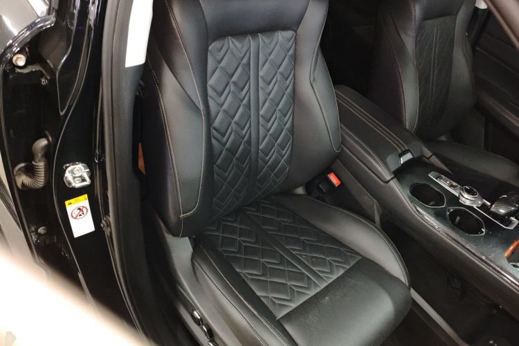 Used Changan UNI-K iDD 2022 Blue Whale iDD 130km 1.5T Prestige Model