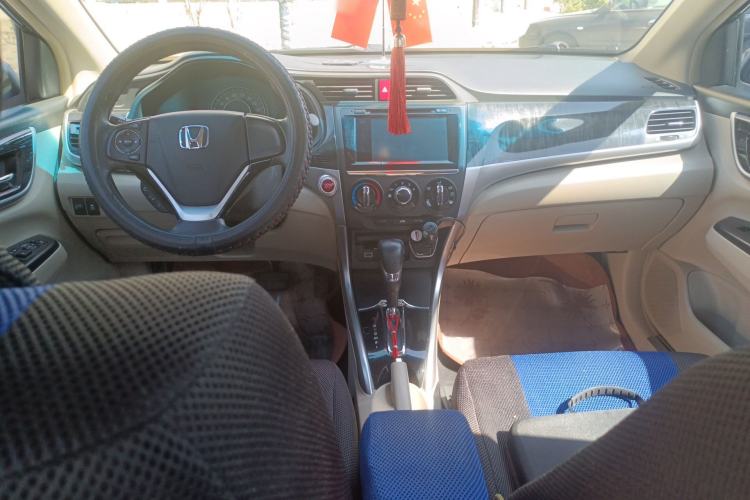 Used Honda Crider 2013 1.8L automatic luxury edition
