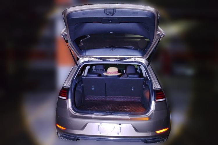 Used Volkswagen Golf 2019 1.6L Automatic Comfort Model China V Standard Trunk