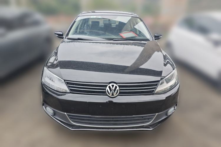 Used Volkswagen Sagitar 2014 1.6L Automatic Comfort Model Front