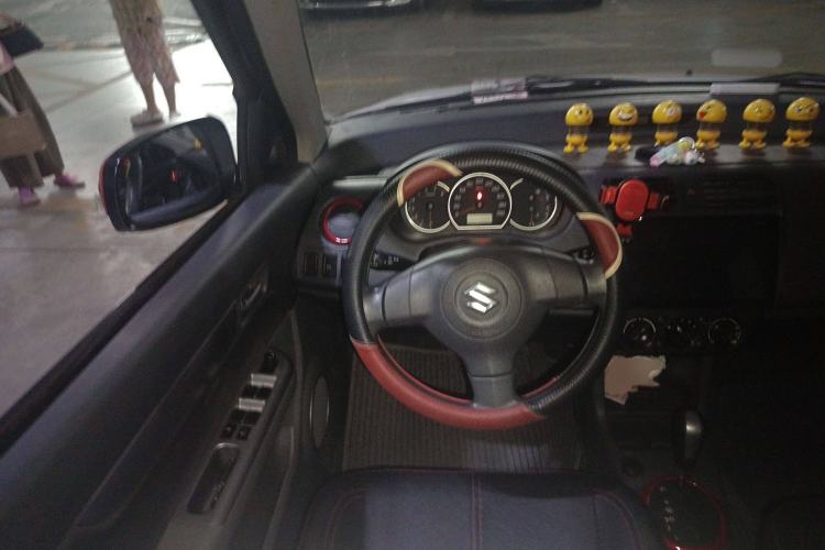 Used Suzuki Swift 2016 1.5L Automatic Fashionable Coolplay Edition Steering Wheel