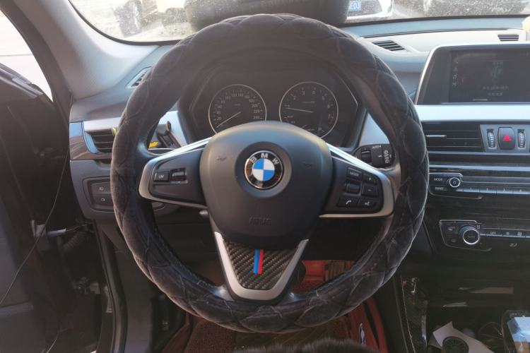 Used BMW X1 2018 sDrive20Li Leading Model
