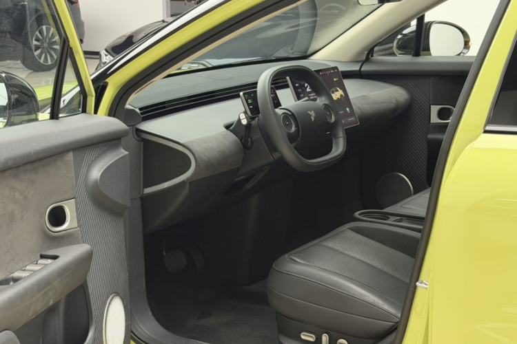 Used firefly 2025 Illuminated Edition
