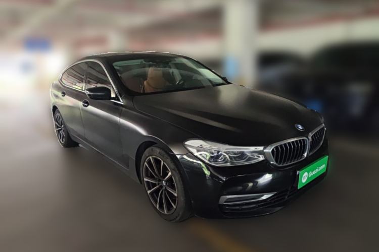 Used BMW 6 Series GT 2020 630i Luxury Design Package Front Right 45 Deg