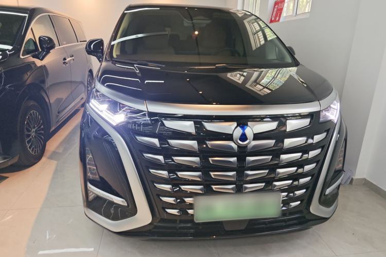 Used Denza D9 2024 DM-i 1050 Luxury Model