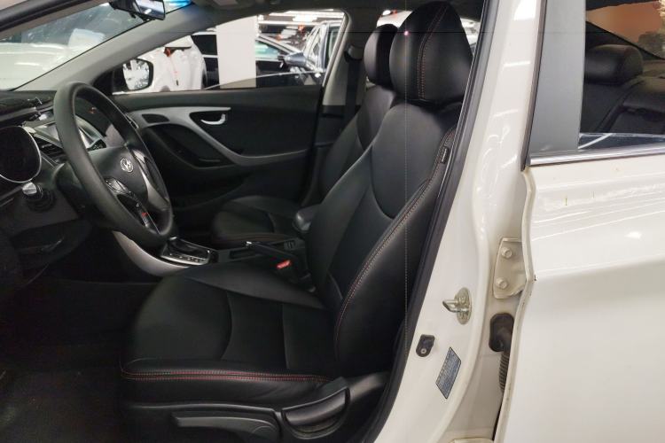 Used Hyundai Elantra (5th Generation / Langdong) 2016 1.6L Automatic Prestige Model