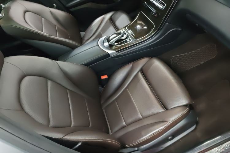 Used Mercedes-Benz GLC 2016 GLC 260 4MATIC Luxury Model
