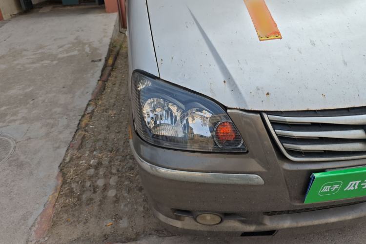 Used FORTHING Lingzhi 2013 M3 1.6L 7-seat Standard Model