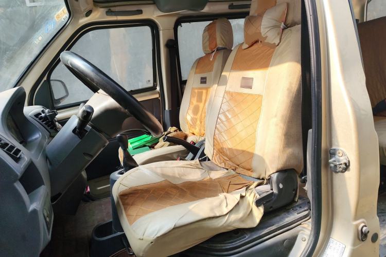 Used BAIC Weiwang 306 2011 1.3L base model 7 seats Left Front Seat