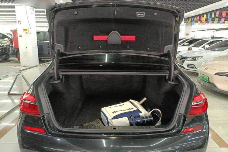 Used BMW 7 Series 2018 730Li Leading Model M Sport Package
