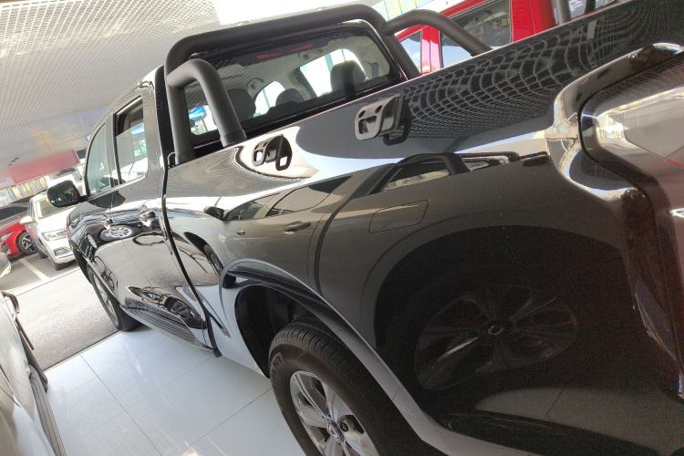 Used Great Wall Poer 2023 2.0T Commercial Version Automatic Diesel 4x4 Elite Long-Box GW4D20M
