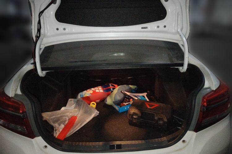 Used Toyota YARiS L Zhi Xiang 2019 1.5G CVT Xuan Dong Sunroof Version China VI Standard Trunk