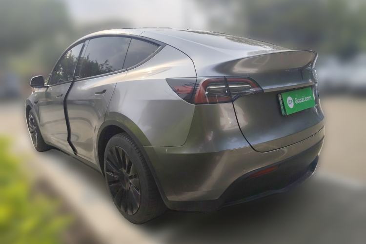 Used Tesla Model Y 2021 Long-Range All-Wheel-Drive Version