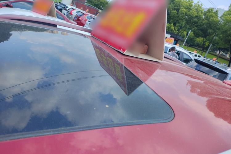 Used Haval H2 2014 1.5T Manual Two-Wheel Drive Elite Edition Roof