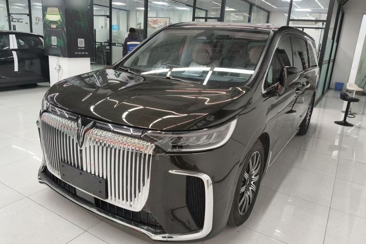Used VOYAH Dream 2025 EV Four-Wheel Drive Flagship Kunpeng Edition
