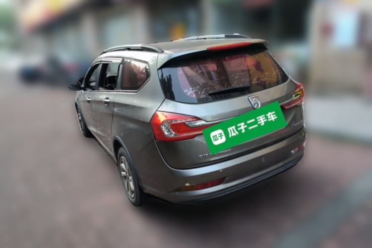 Used Baojun 310W 2017 1.5L Manual Fashion Model China V
