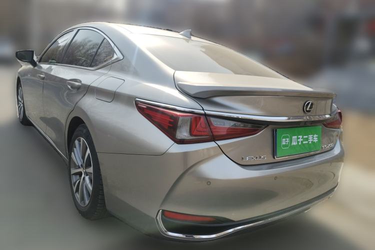 Used Lexus ES 2018 200 Excellence Edition China V Standard
