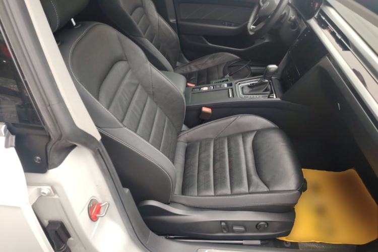 Used Volkswagen FAW-Volkswagen CC 2021 Estate Car 380TSI Vizion Edition
