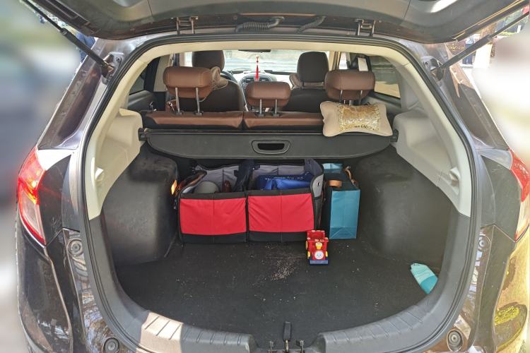 Used GAC Trumpchi GS5 2013 1.8T Automatic Two-Wheel Drive Elite Edition Trunk