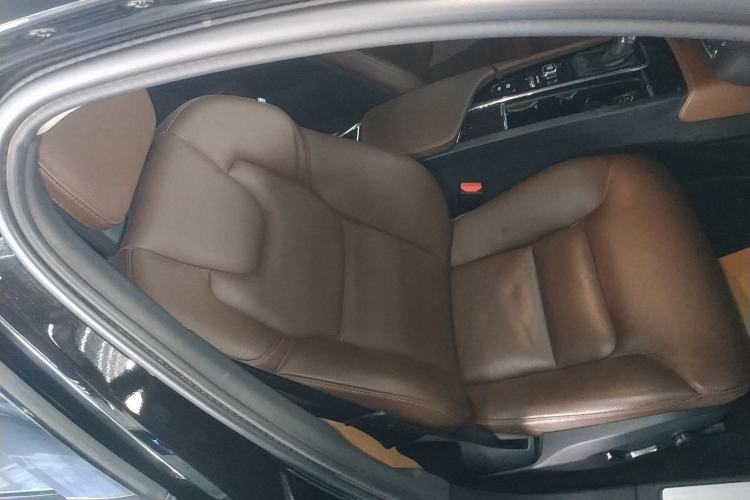 Used Volvo S90 2018 T4 Zhiyuan Edition