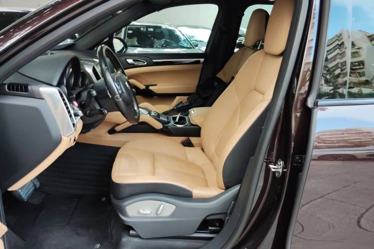 Used Porsche Cayenne 2014 Cayenne Platinum Edition 3.0T