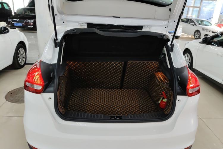 Used Ford Focus 2017 Hatchback 1.6L Automatic Comfort Plus SmartDrive Edition