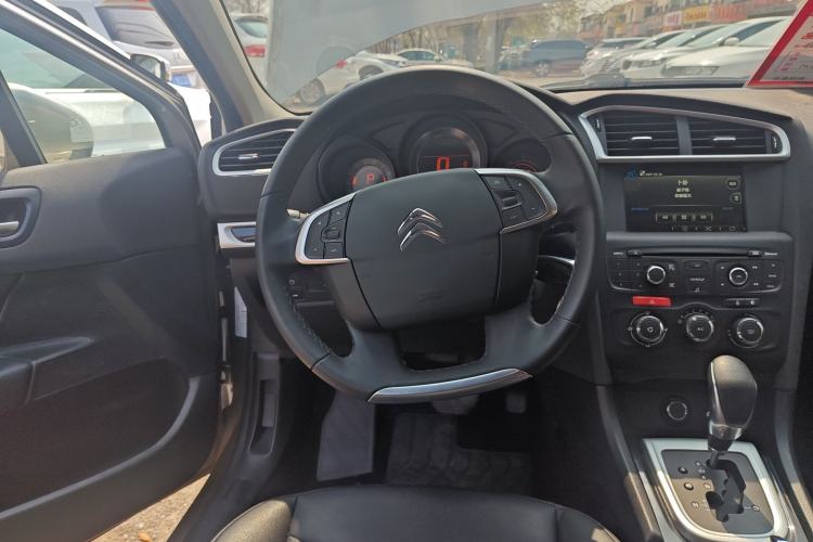Used Citroen C4L 2015 1.8L Automatic Luxury Edition Steering Wheel
