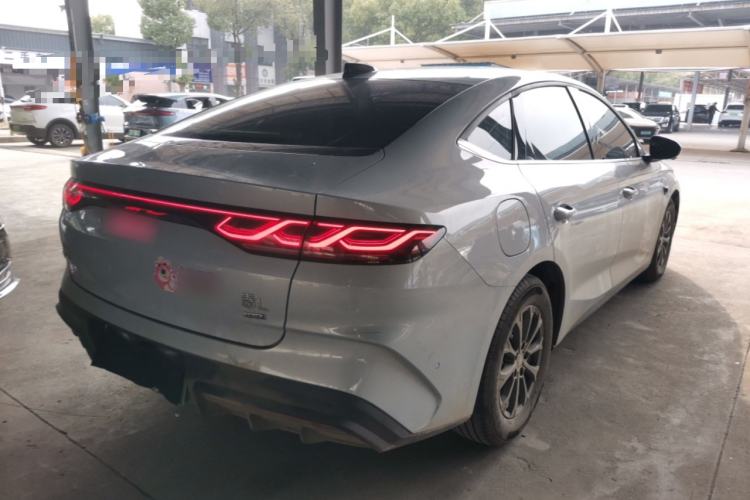 Used BYD Qin L 2025 DM-i Smart Drive 80KM Leading Model