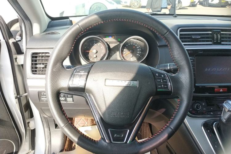 Used Haval M6 2017 1.5T Automatic Two-Wheel Drive Elite Model
