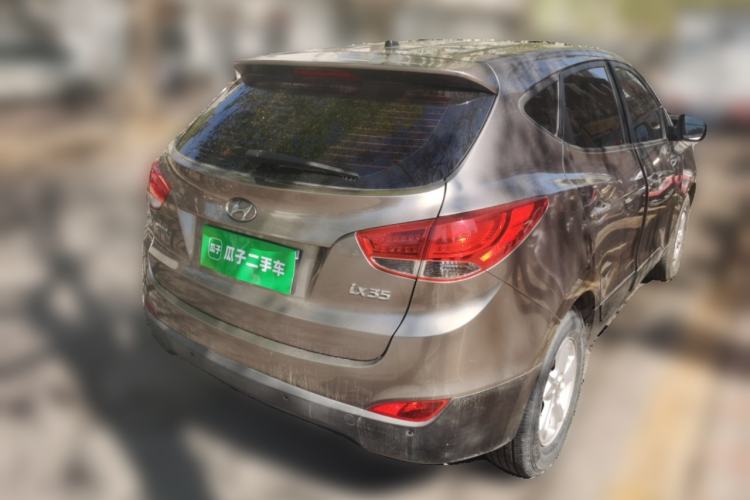 Used Hyundai ix35 2010 2.0L Automatic Two-Wheel Drive New Edition GL Rear Right 45 Deg