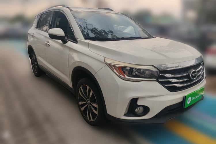 Used GAC Trumpchi GS4 2015 200T G-DCT Luxury Edition Front Right 45 Deg