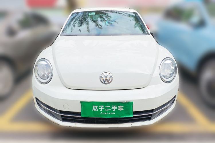 Used Volkswagen Beetle 2015 180TSI model
