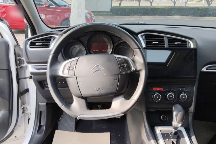 Used Citroen C4L 2015 1.2T Automatic Luxury Edition