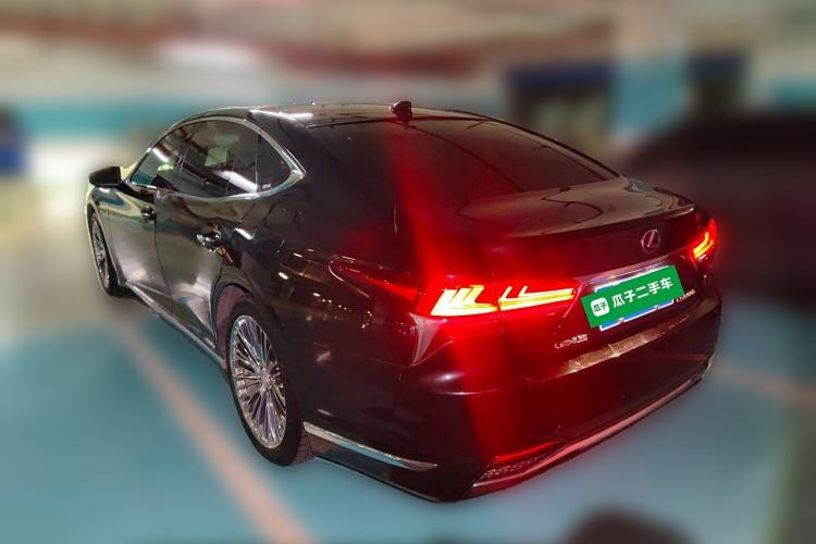 Used Lexus LS 2020 500h Excellence Edition China VI standard Rear Left 45 Deg