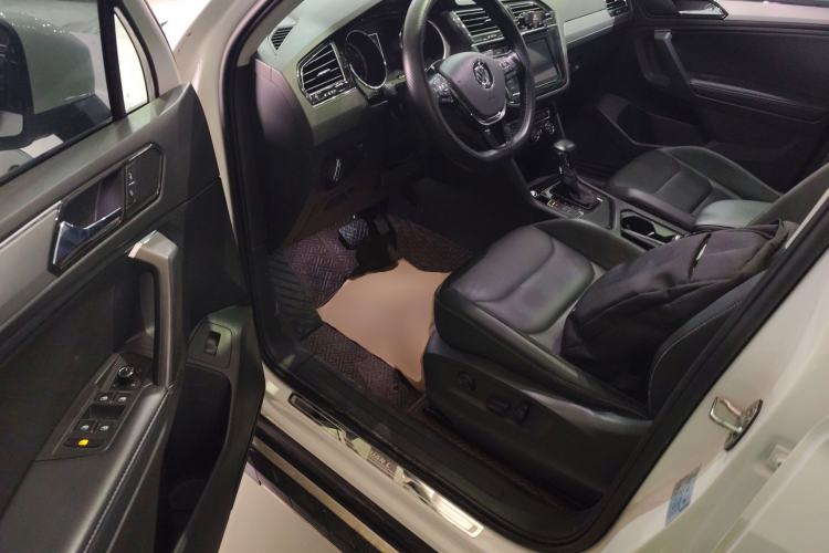 Used Volkswagen Tiguan L 2019 330TSI Automatic Two-Wheel Drive Smart Luxury Version China VI Standard