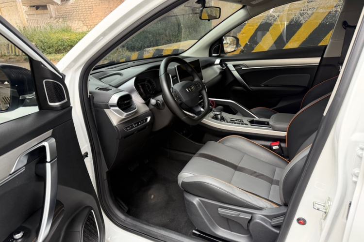 Used Geely Auto Coolray 2023 1.5T DCT Platinum Edition