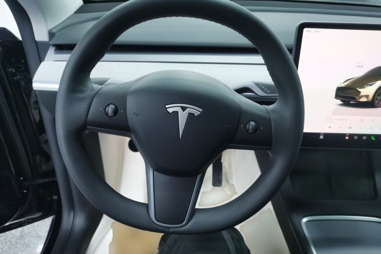 Used Tesla Model Y 2024 Rear-Wheel-Drive Version