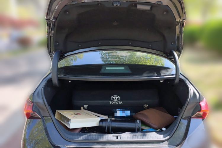 Used Toyota Avalon 2019 Dual-Engine 2.5L Luxury Edition China VI Standard
