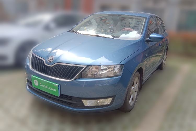 Used Skoda Rapid Spaceback 2014 1.6L Automatic Enjoyment Edition