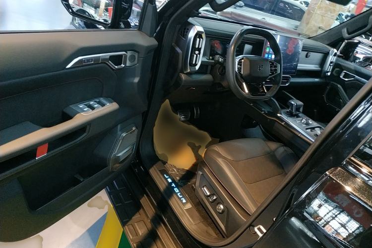 Used JETOUR Traveler 2023 2.0T All-Wheel Drive CrossPRO+ Driver Seat