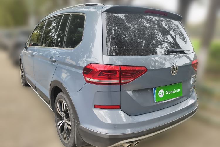 Used Volkswagen Touran 2021 Volkswagen Touran L 280TSI DSG Boundary Edition 7-Seater