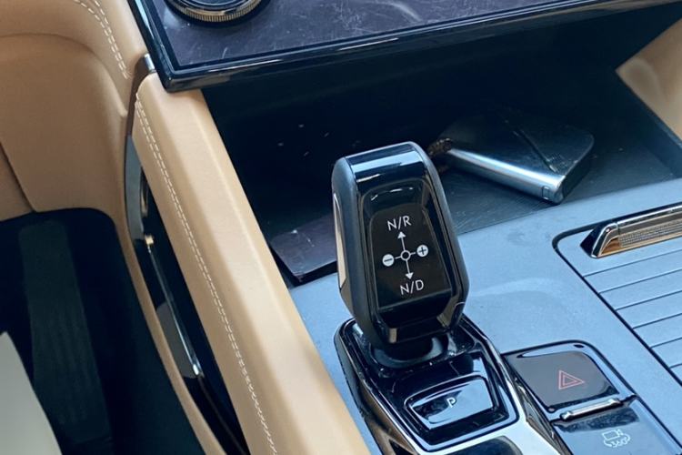 Used Lynk & Co 09 2021 2.0T Halo Six-Seater