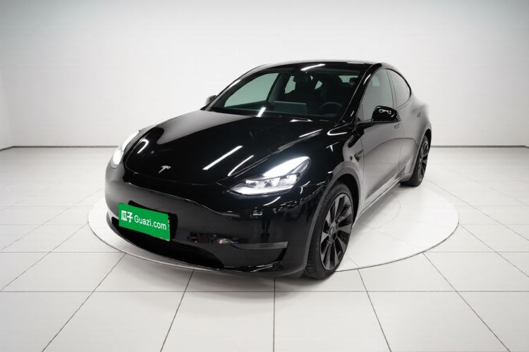 Used Tesla Model Y 2022 Long-Range All-Wheel-Drive Version