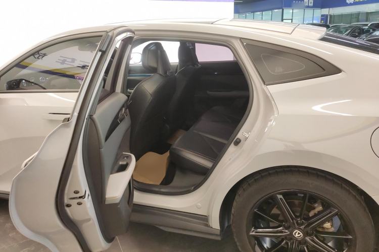 Used Changan UNI-V 2022 1.5T Prestige Version