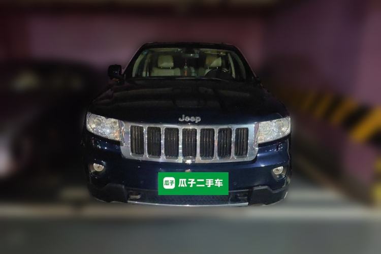 Used Jeep Grand Cherokee 2011 3.6L Luxury Edition
