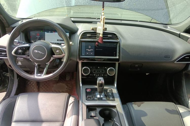 Used Jaguar XEL 2021 2.0T 250 PS R-DYNAMIC S Advanced Sport Edition Center Console