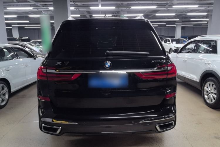 Used BMW X7 2021 xDrive40i Luxury M Sport Package
