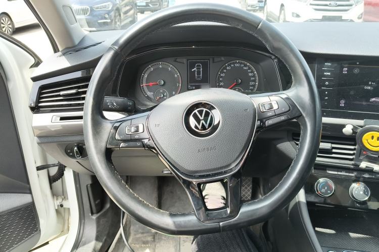 Used Volkswagen Bora 2021 1.5L Automatic Elite Smart Connect Edition Steering Wheel